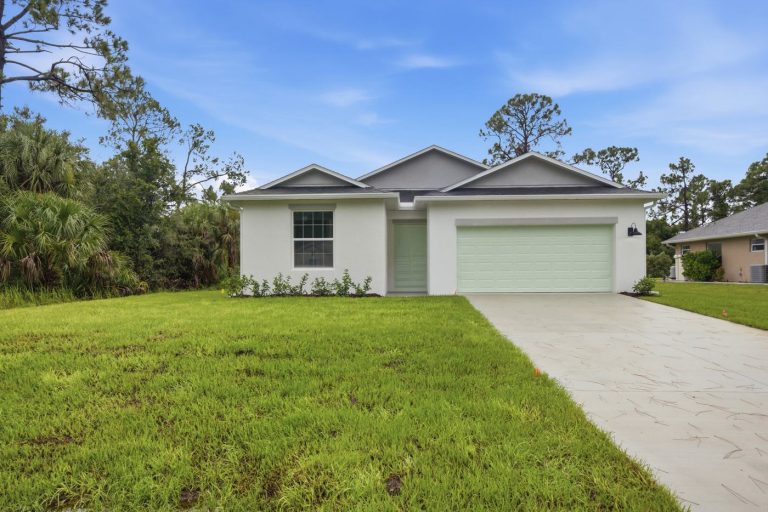 Front exterior of 4570 Oakley Road, a Foxtail model in North Port, Florida