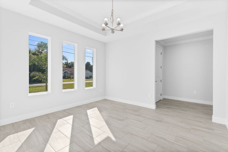 Dining area at 6387 South Citrus Avenue, Fort Pierce