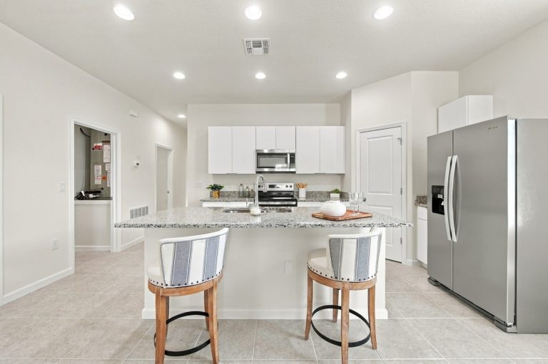 Kitchen and dining area at 3344 North Park Drive, Fort Pierce